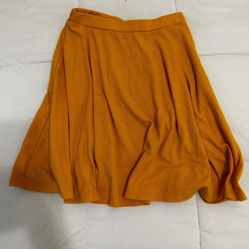 POOF Lose Yellow Skirt